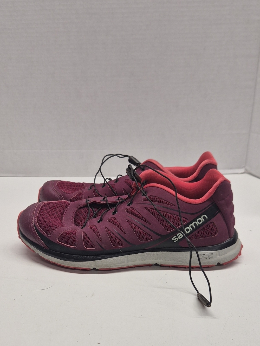 Salomon Kalalau Sneakers Athletic Running Shoes Sneaker Purple Womens Size 7.5